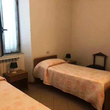 Residenza Gens Petilia - Nuova Gestione Hotel Pitigliano