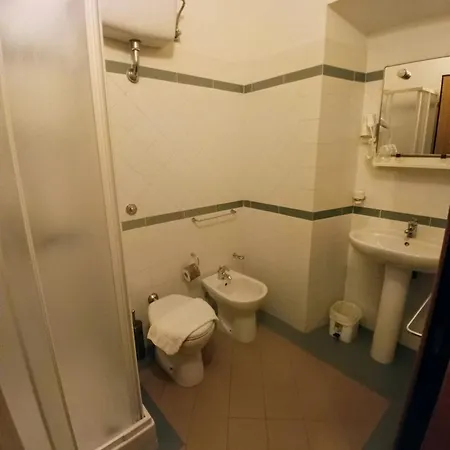 Residenza Gens Petilia - Nuova Gestione Hotel Pitigliano