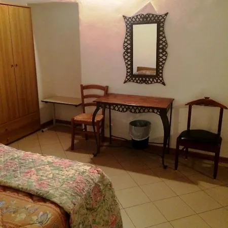 Residenza Gens Petilia - Nuova Gestione Pitigliano