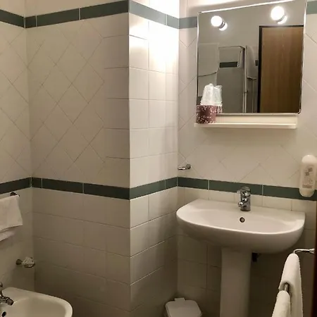 Residenza Gens Petilia - Nuova Gestione Hotel Pitigliano