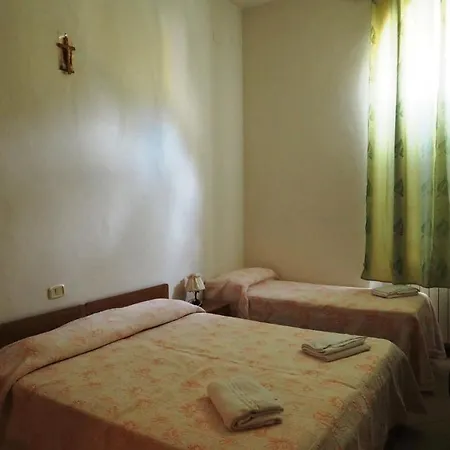 Residenza Gens Petilia - Nuova Gestione 3* Pitigliano